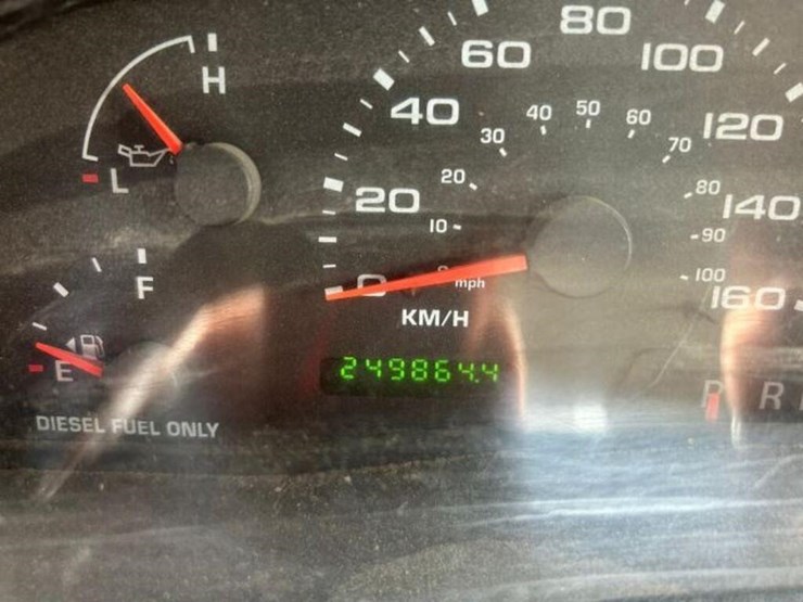 2002-ford-f550-image-16