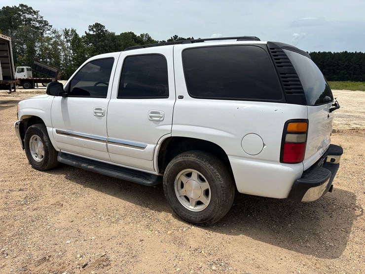 2006-gmc-yukon-image-2