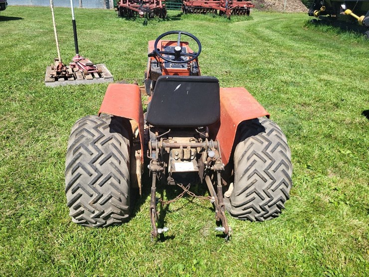 allis-chalmers-620-garden-tractor-w/mower-deck-image-4