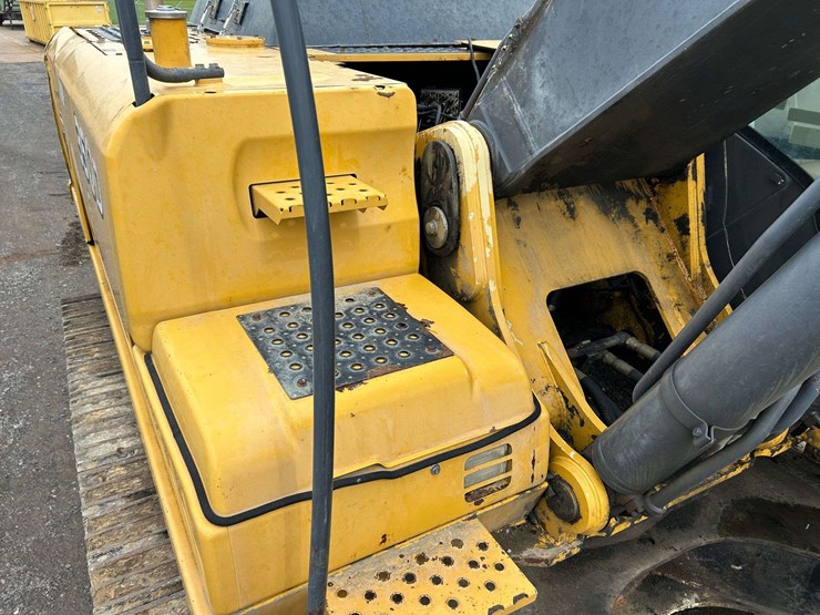 2006-deere-350d-lc-image-29