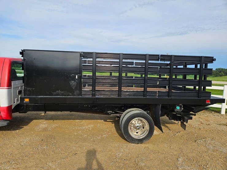 2007-ford-f550-image-10