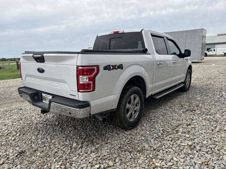 2019-ford-f150-xlt-image-3