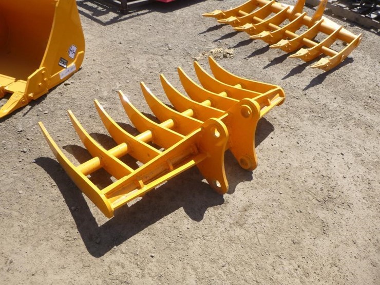 caterpillar-305-image-4