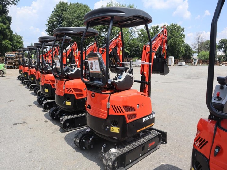 tpm-18hh-mini-excavator-image-7
