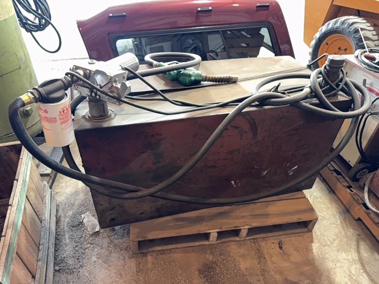 100-gal-fuel-tank-w/-pump-image-7