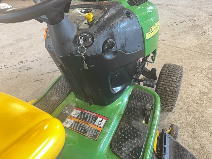 john-deere-l120-image-15