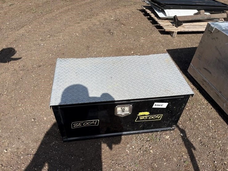 truck-toolbox-image-2