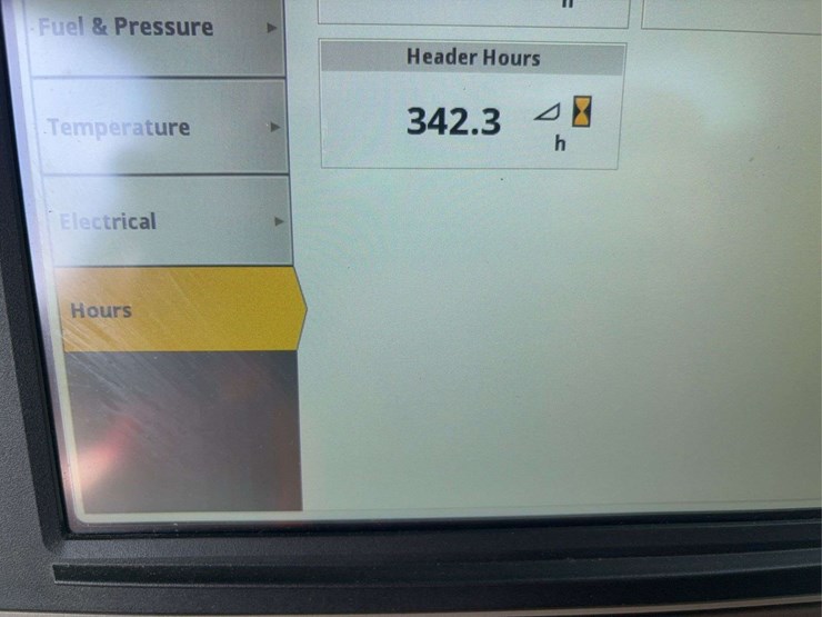 2018-john-deere-12-image-18