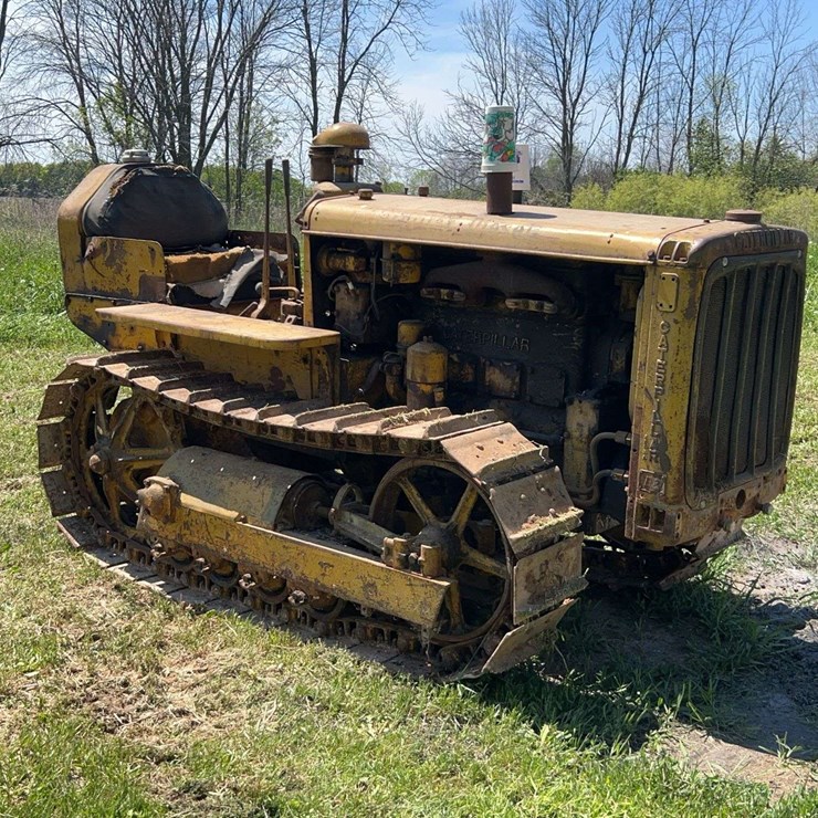 CATERPILLAR D2