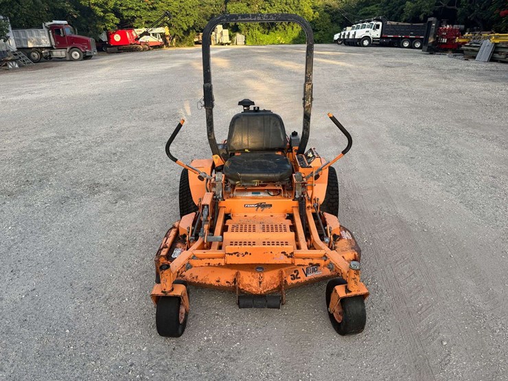 2013-scag-turf-tiger-52"-zero-turn-mower-image-5