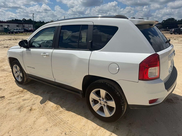 2013-jeep-compass-image-4
