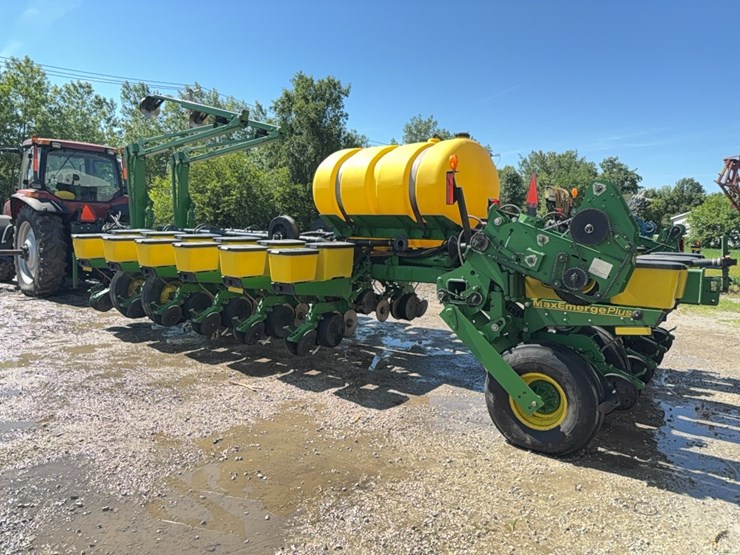john-deere-1770-image-8