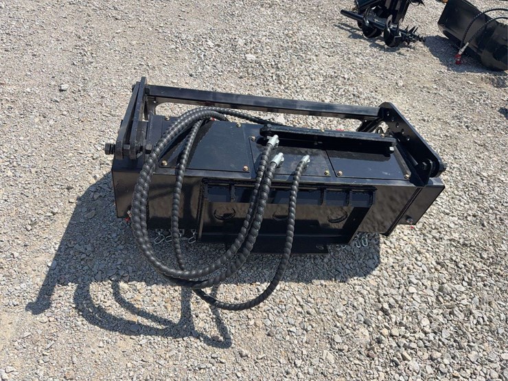 hydraulic-brush-cutter-attachment-for-mini-skid-steer-image-3