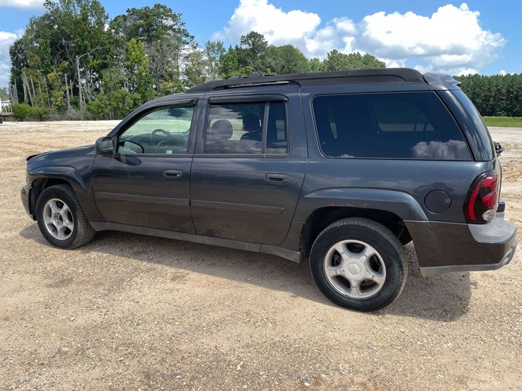 2006-chevrolet-blazer-image-2