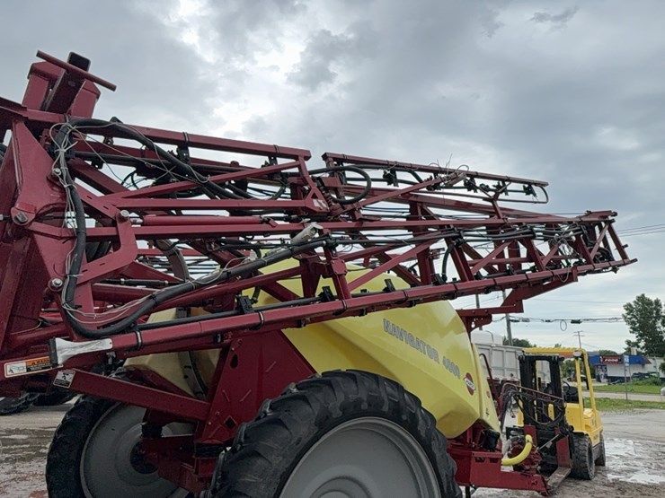 hardi-4000-navigator-sprayer-image-26