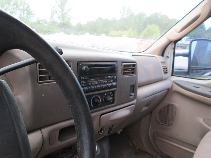 2004-ford-f450-xlt-image-37