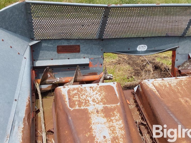 allis-chalmers-430f-4r30"-corn-head-image-17