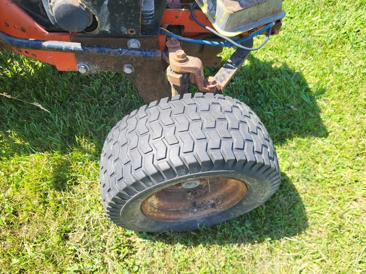 simplicity-garden-tractor-w/engine-and-hydrostat-transmission---parts-image-20
