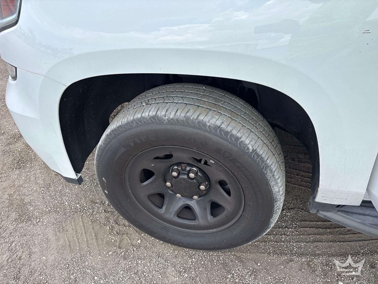 2019-chevrolet-tahoe-image-26