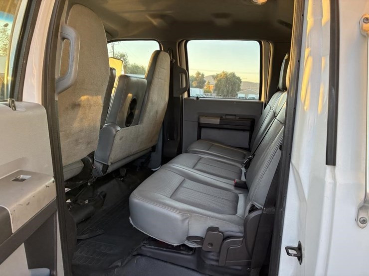 2016-ford-f650-xlt-image-18