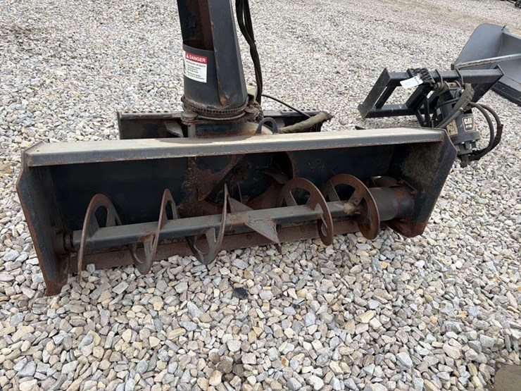 bobcat-sb-200-66in-snow-blower-image-3