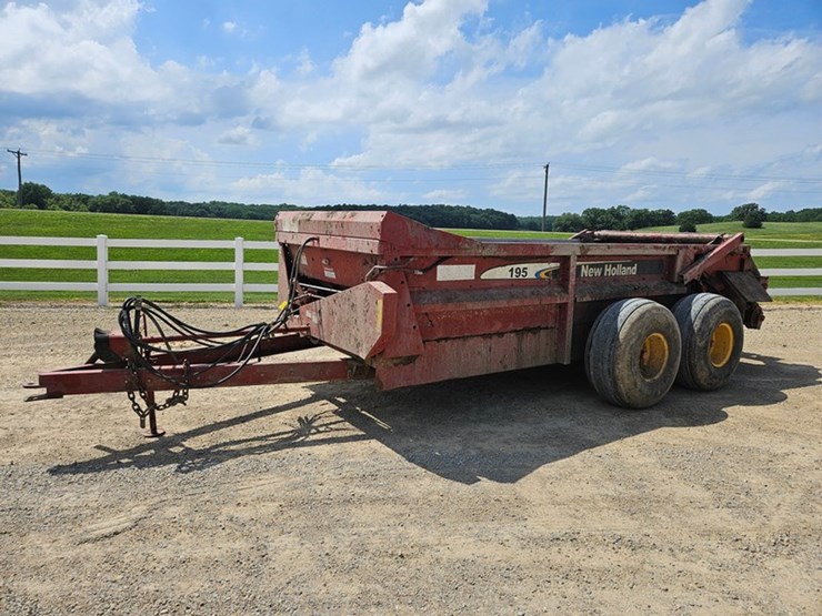 new-holland-195-image-1