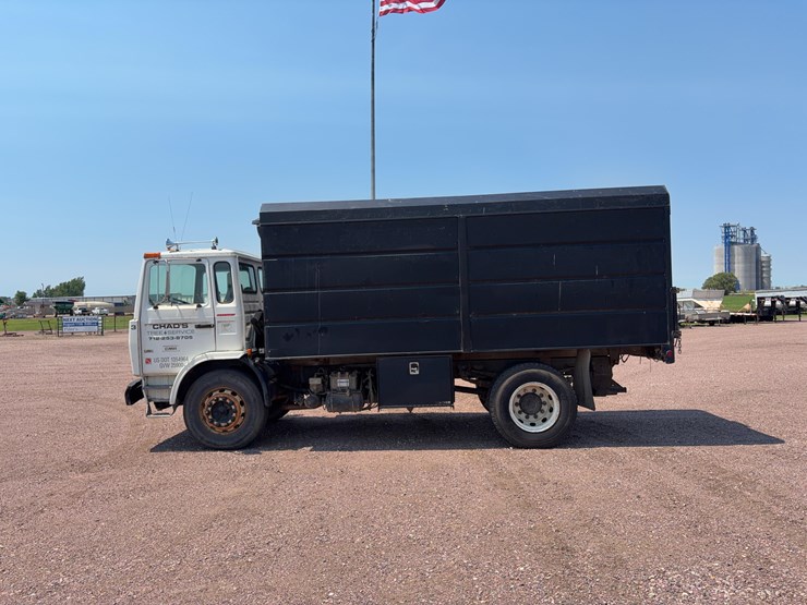 1997-mack-ms200p-dump-truck-image-8