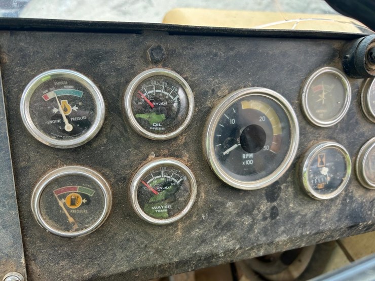 caterpillar-d25b-image-19