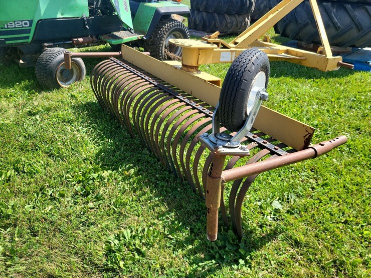 king-kutter-30"-3pt-hitch-landscape-rake-image-10