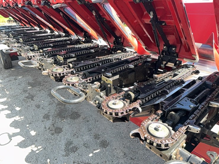 2020-case-ih-4412-image-34
