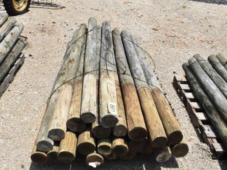 wooden-posts-image-1