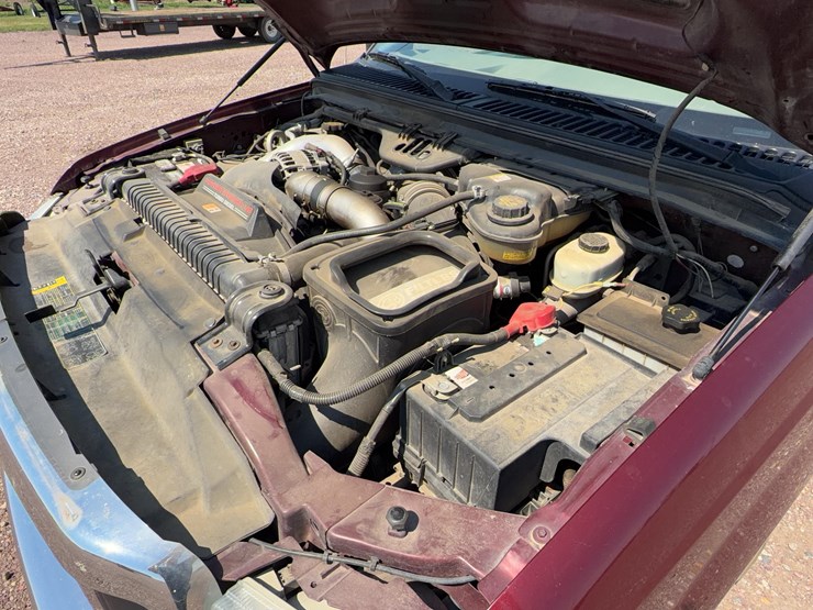 2004-ford-350-image-11