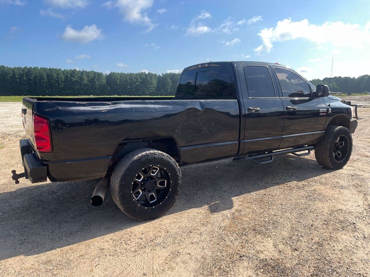 2008-dodge-ram-2500-image-3