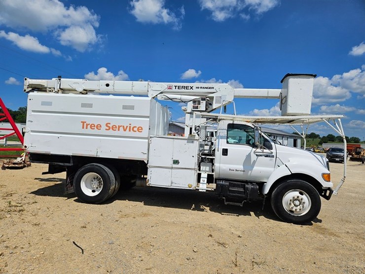 ford-f750-image-6