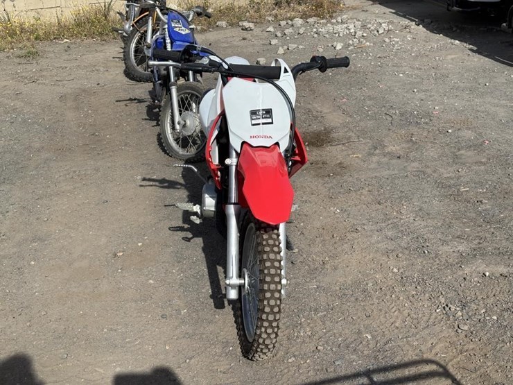 2016-honda-crf110-dirt-bike-image-6