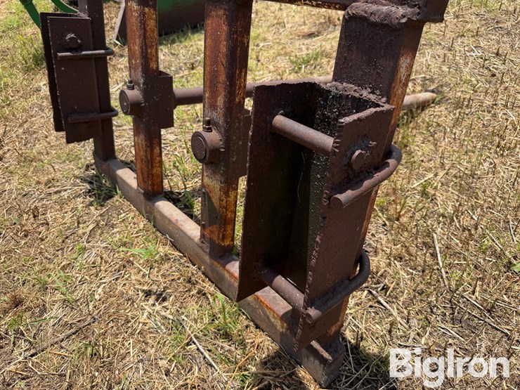 loader-bale-spear-image-14