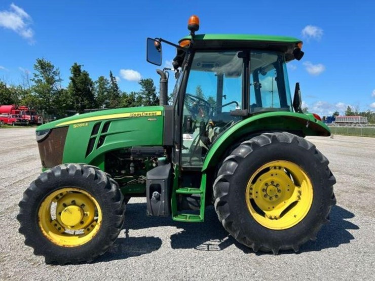 2016-john-deere-5085e-image-7