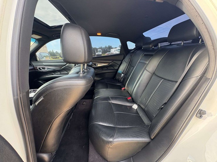 2013-infiniti-m37-4-door-sedan-(156,834-miles)-image-16