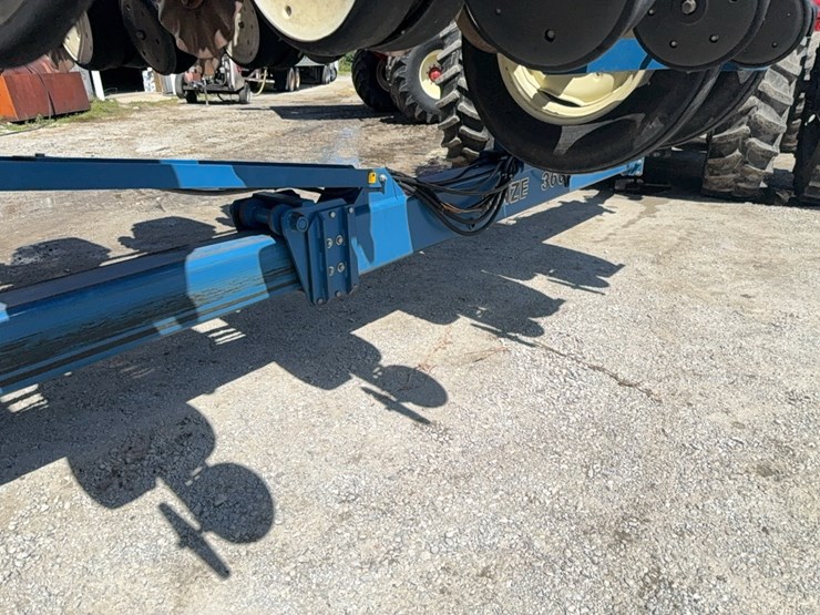 kinze-3600-image-16