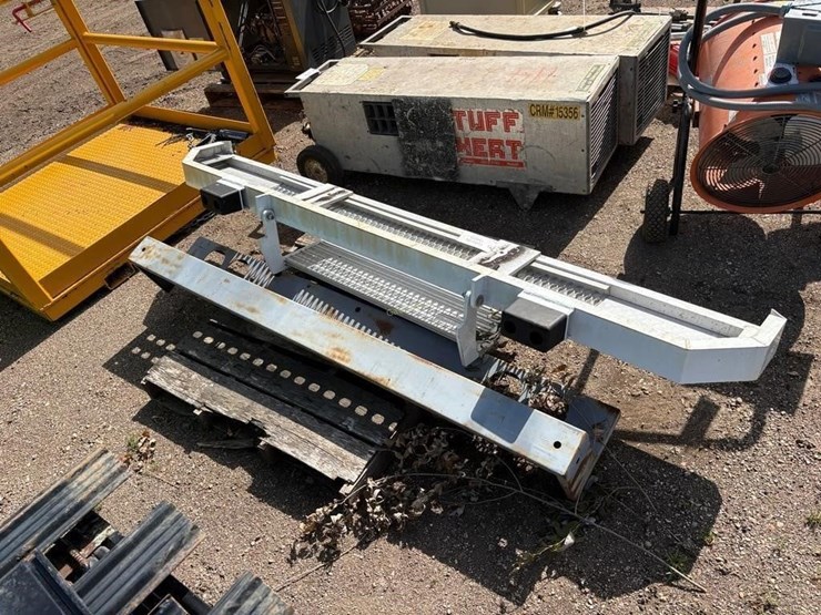 8'-&-77"-bumpers-image-4