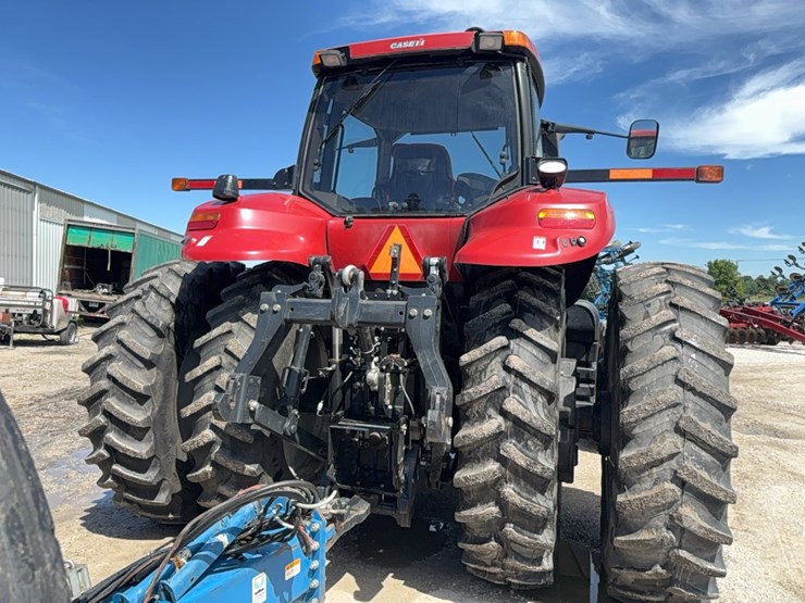 2011-case-ih-magnum-290-image-8