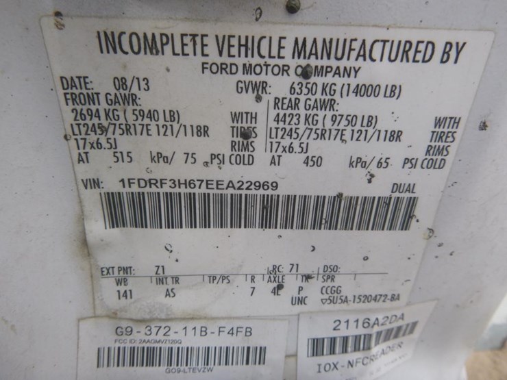 2014-ford-f350-image-25
