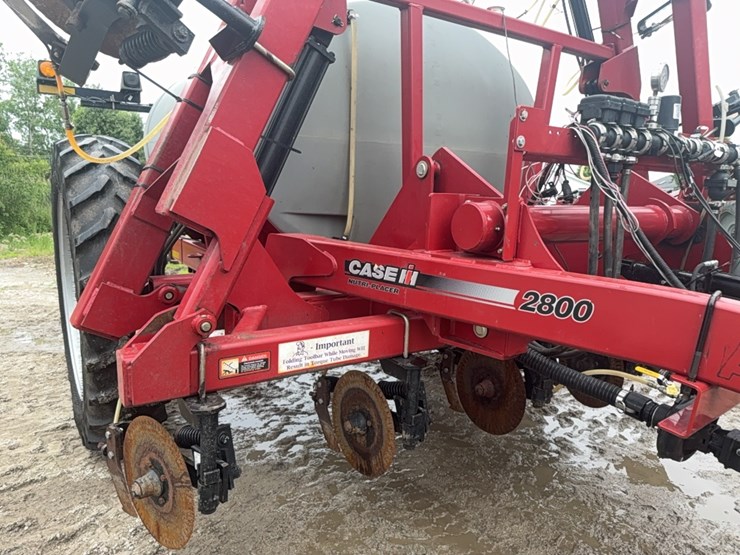 case-ih-2800-image-27