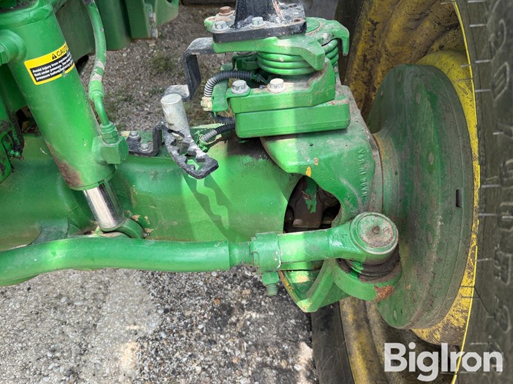 2014-john-deere-7210r-image-16