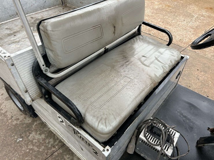 2008-club-car-turf-2-image-12