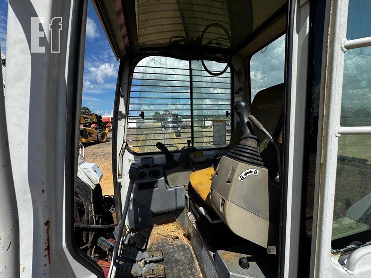 takeuchi-tb180fr-image-4