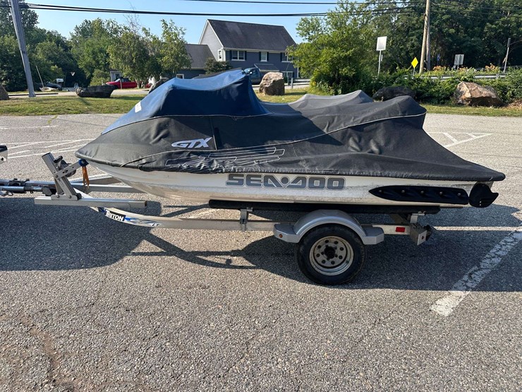 2007-sea-doo-gtx-4-tec-jet-ski,-2006-sea-doo-gtx-4-tec-jet-ski,-w/2017-triton-dual-ski-trailer-image-7