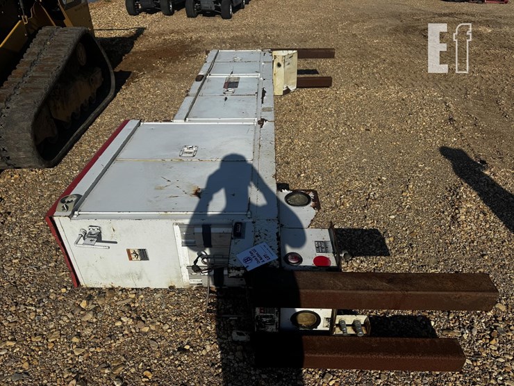 shop-built-tool-box-image-3