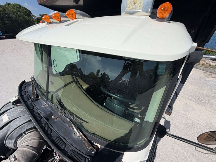 2006-mack-granite-ct713-image-43