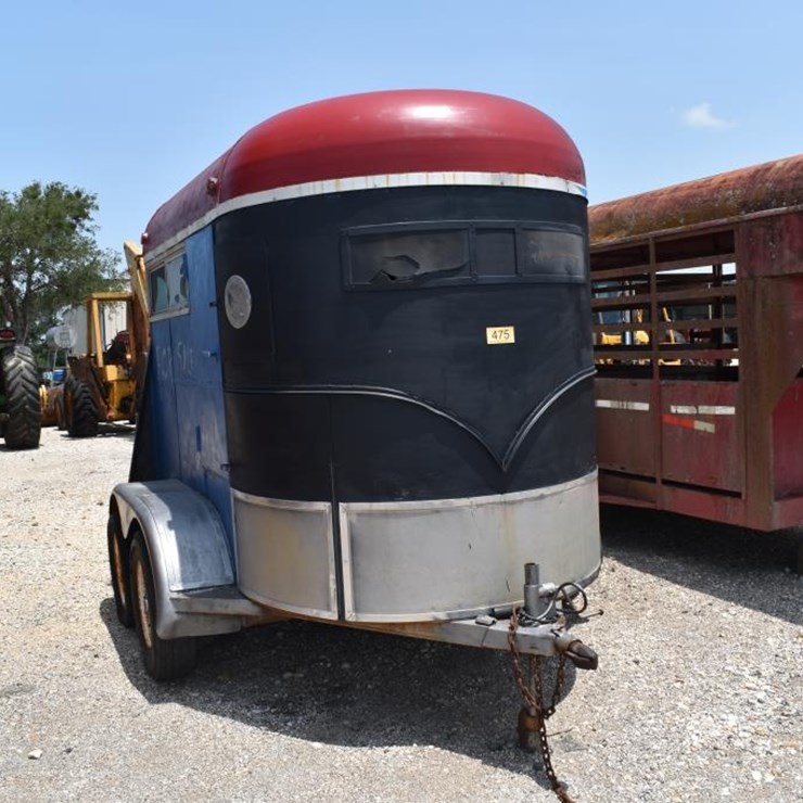 2 HORSE HORSE TRAILER (PLATE # FHS-X94)